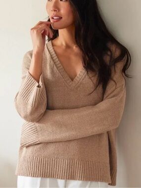 Jenni Kayne Linen Dylan V-Neck Knit Sweater in Sienna